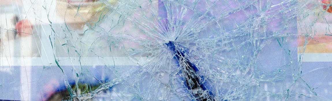 Window Broken Glass Repair in St. Petersburg, FL