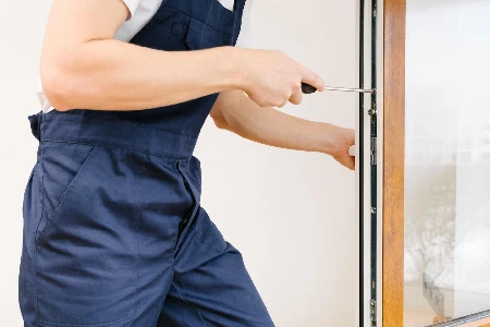 Commercial Glass Door Repair in St. Petersburg, FL